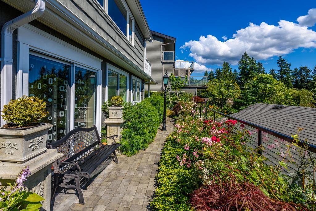 Crystal'S View Bed & Breakfast North Vancouver Exteriör bild